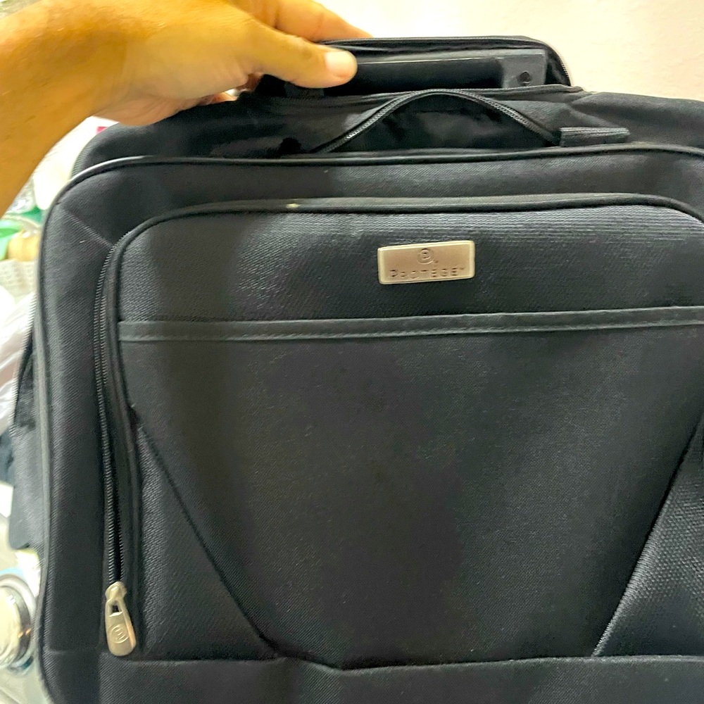 Trolley bag by Protege
In great conditions